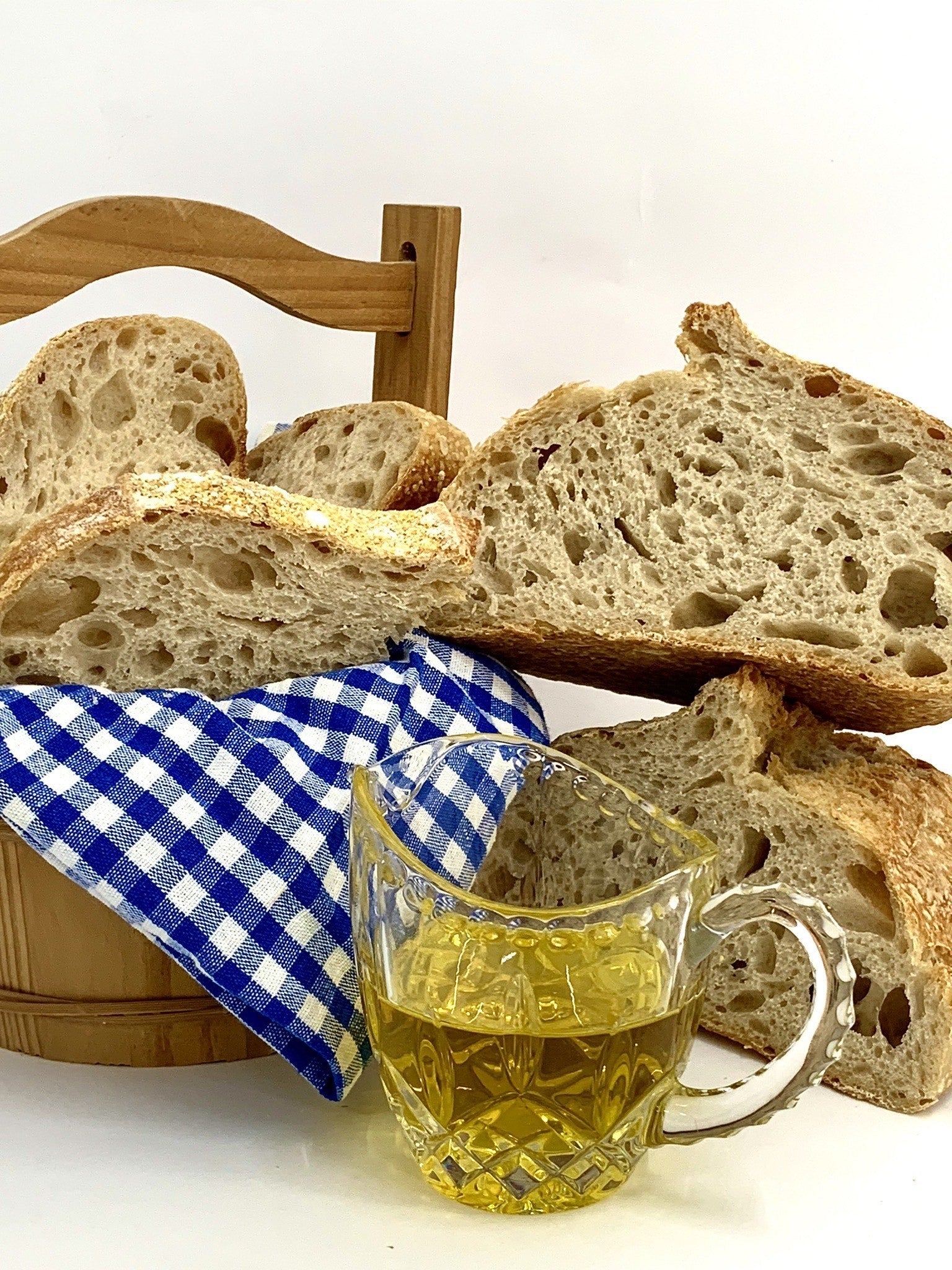 Kolijevka kruha - domaći kruh više vrsta - lokalitet