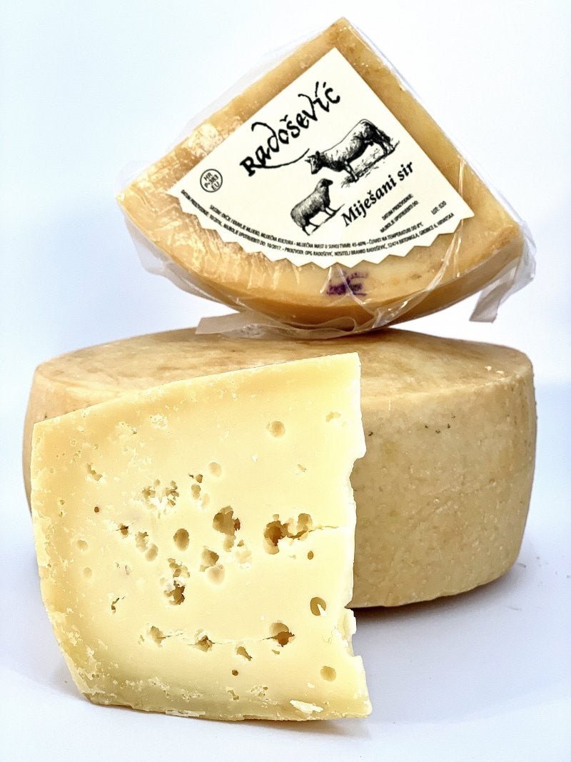 Domaći istarski miješani sir